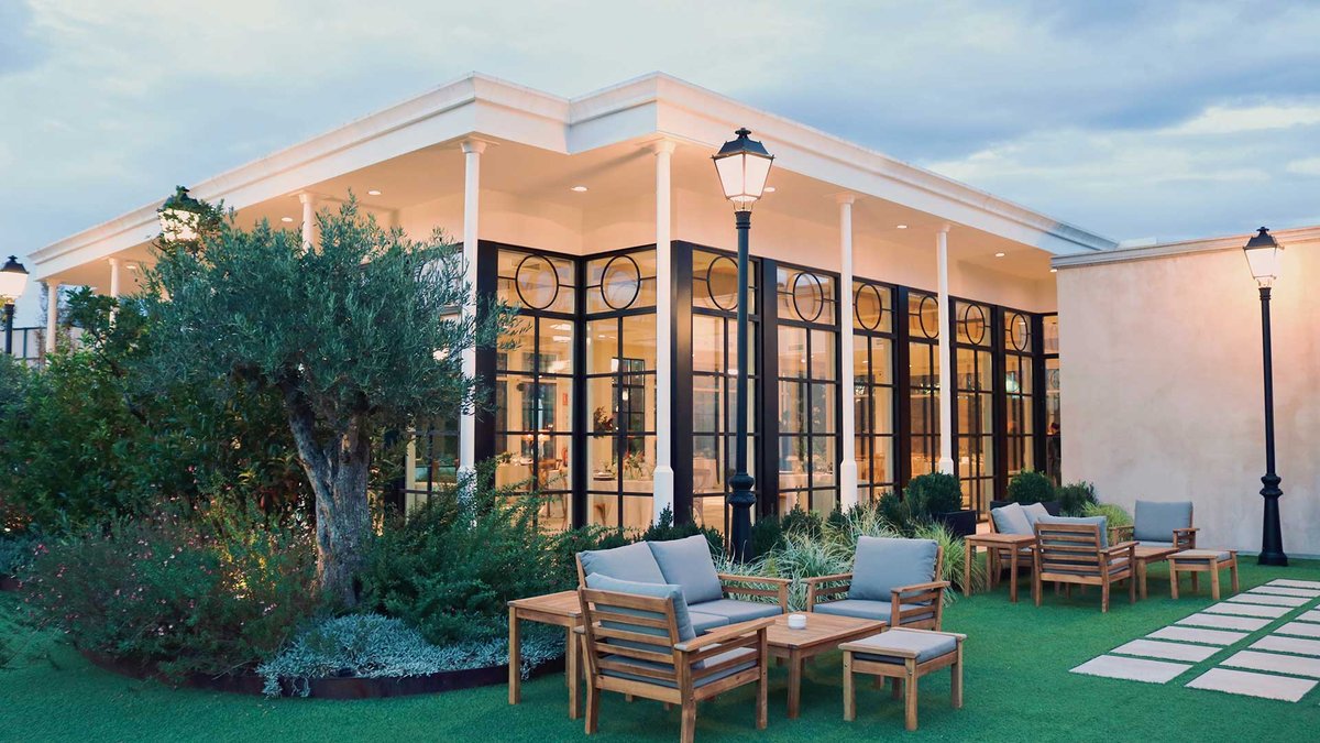 The Gallery · glasshouse with gardens